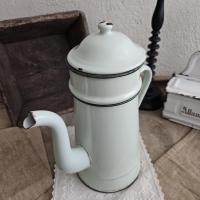 2 cafetiere emaillee vert pale