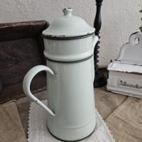 4 cafetiere emaillee vert pale